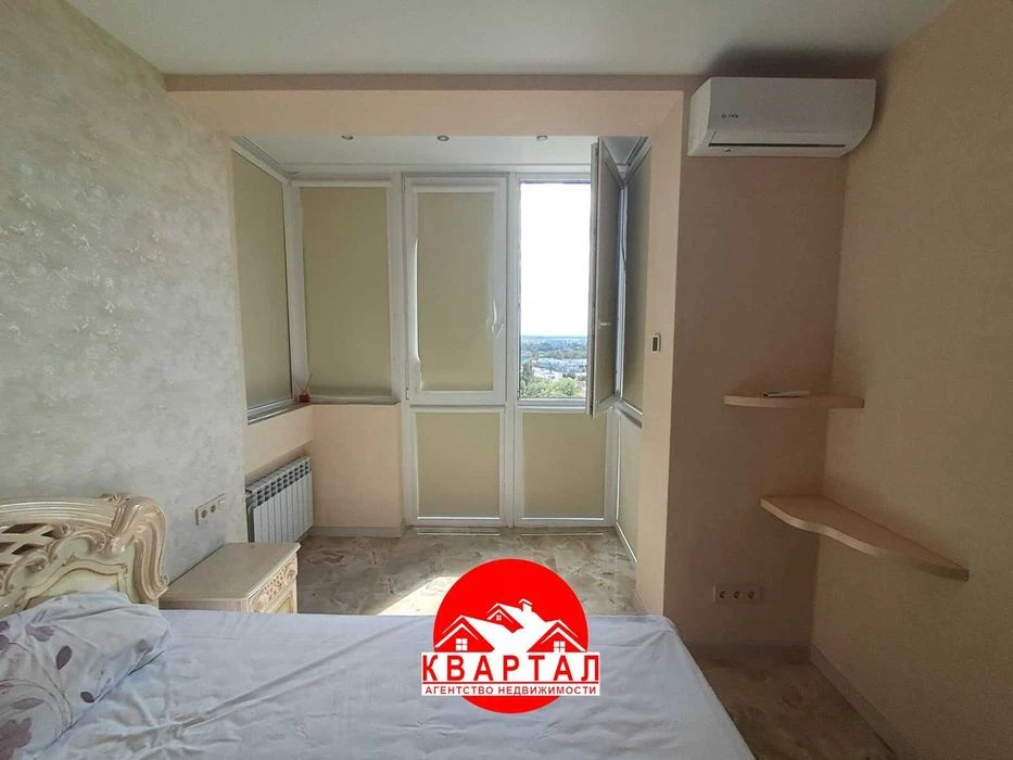 Продается 1 комн. квартира с качественным ремонтом в новостр
