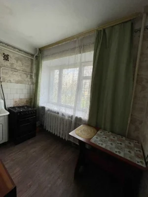 Дніпровський р-н, вул. Ентузіастів, Русанівка, 1 поверх, 2 к