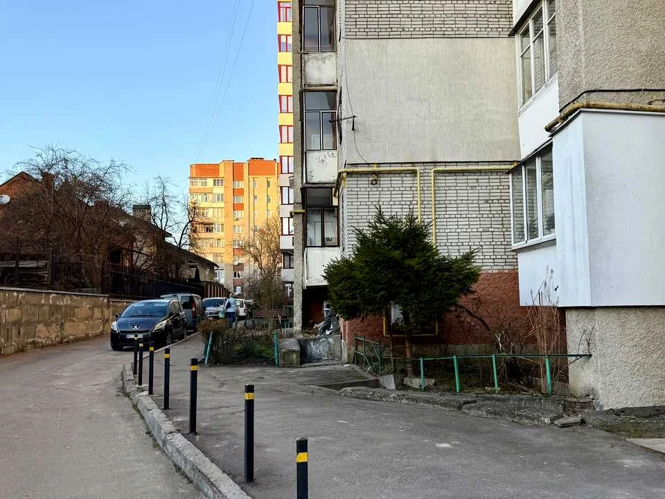 Квартира. Львів, Околична вул.