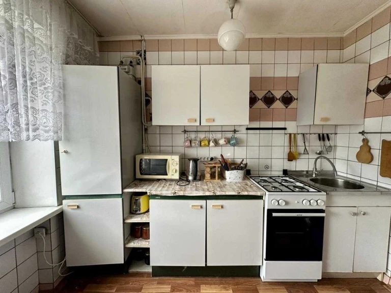 Андрія Малишка 31, 1к, є газ, є бойлер, м Чернігівська 2 хв