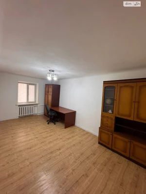 Продаж Квартира Нивки