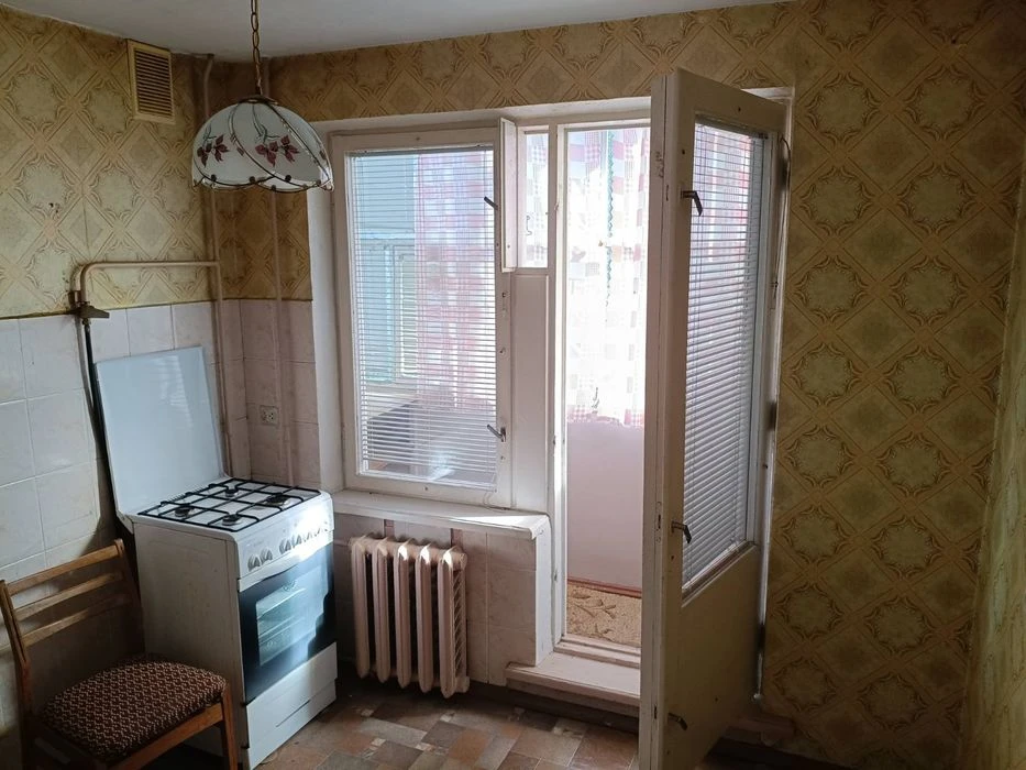 1к чешка Виставка! Середній поверх не кутова. Мінімальне пер