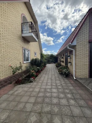 Продам великий будинок Таромське