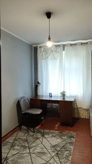 Ls53 I will sell a two-room apartment near the Heroes of Labor market