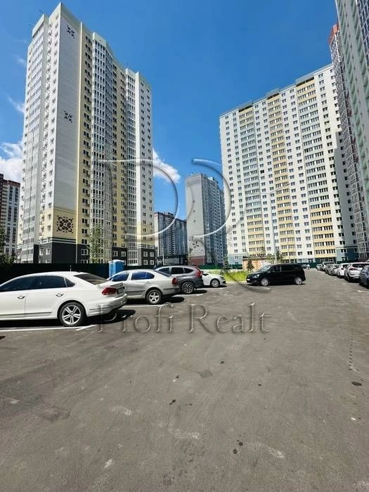 3-room apartment for sale at 22B Borys Gmyri Street