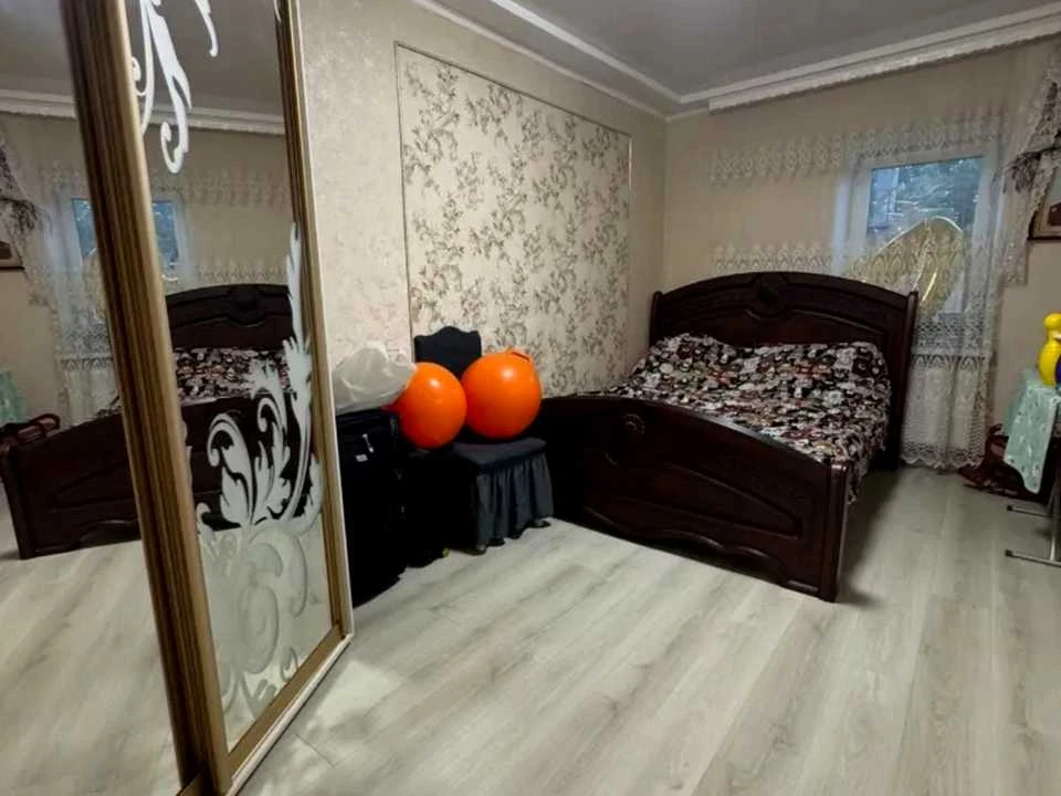 Будинок. Дніпро, Травнева вул.