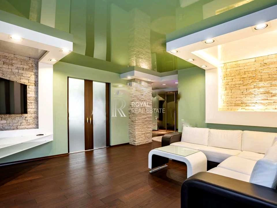 Apartment. Kyiv, Chokolivskyi Blvd.