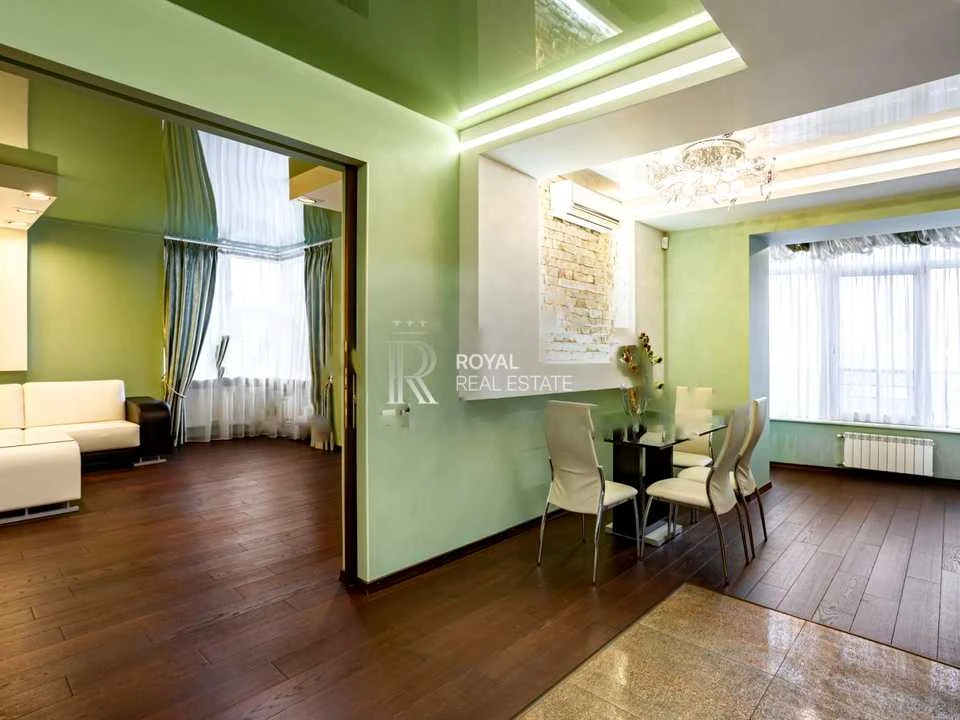 Apartment. Kyiv, Chokolivskyi Blvd.