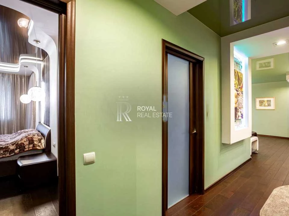 Apartment. Kyiv, Chokolivskyi Blvd.