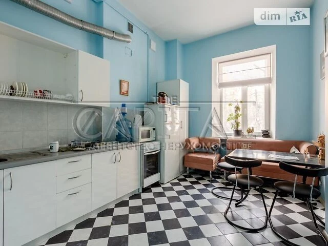 Sale of 3-room apartment 82 sq. m. on Ivan Kozlovsky Avenue 5 •