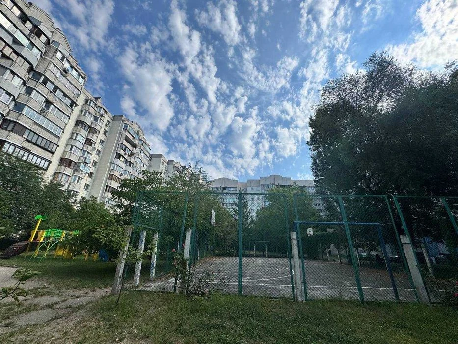Без% 2-х кім квартира Вільямса Рудницького 11 Теремки 2 Іпод