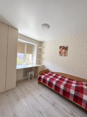 Продам 3к кв на Победе, парк прибрежный, восход
