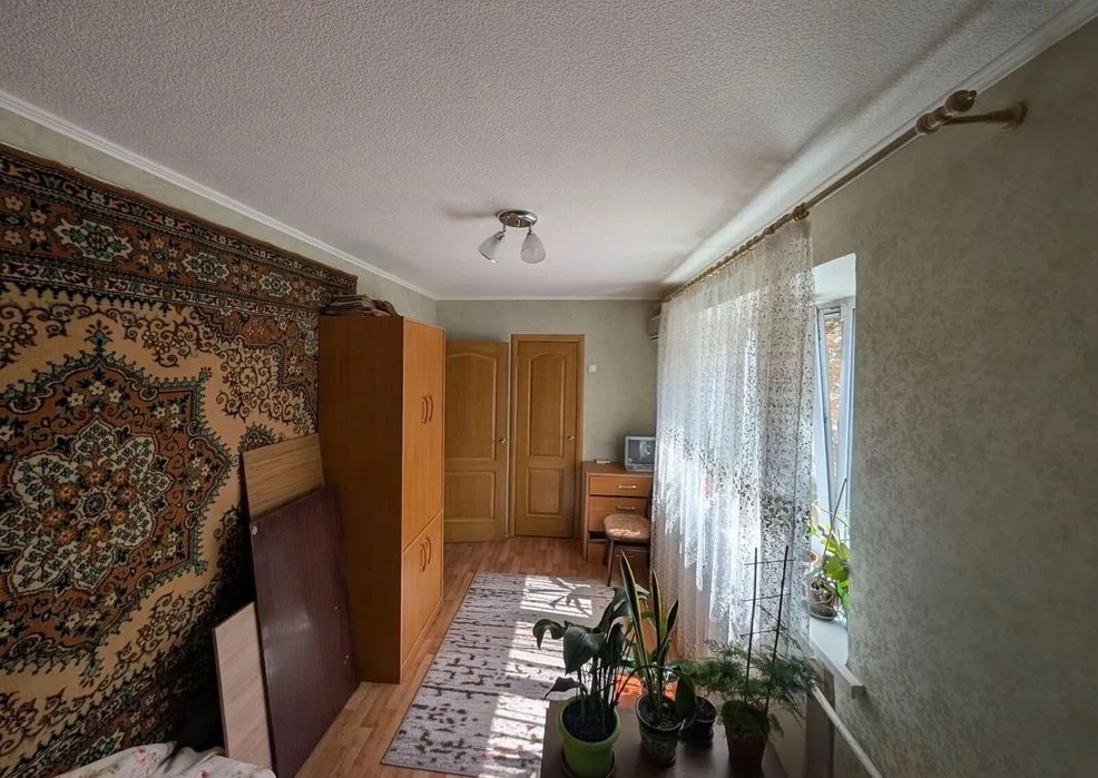 Продам 2к кв Дмитрия Яворницкого пр. 4, Нагорный