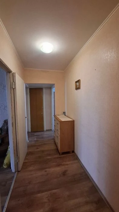 Продам 2 кімнатну квартиру на ж/м Перемога-3 вул. Набережна