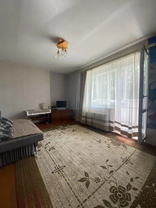 Продам 2 кімнатну квартиру по вул.Соборна