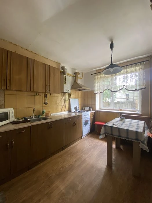 Продам 2 кімнатну квартиру по вул.Соборна