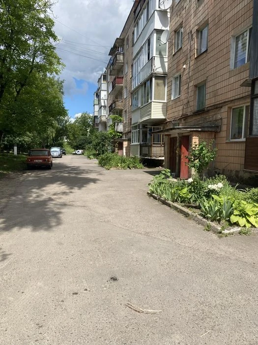 Продам 2 кімнатну квартиру по вул.Соборна