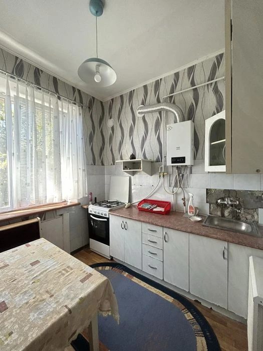 Продаж 2кімнатної квартири в самому центрі міста,проспект Ми