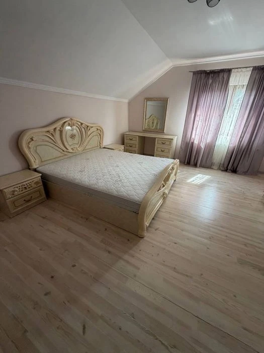 Продаж будинку , вул Жуковського