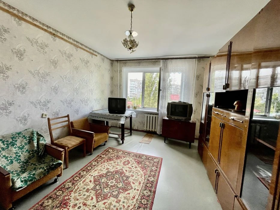 Продам трикімнатну квартиру на Намиві! Кухня 8,5 м