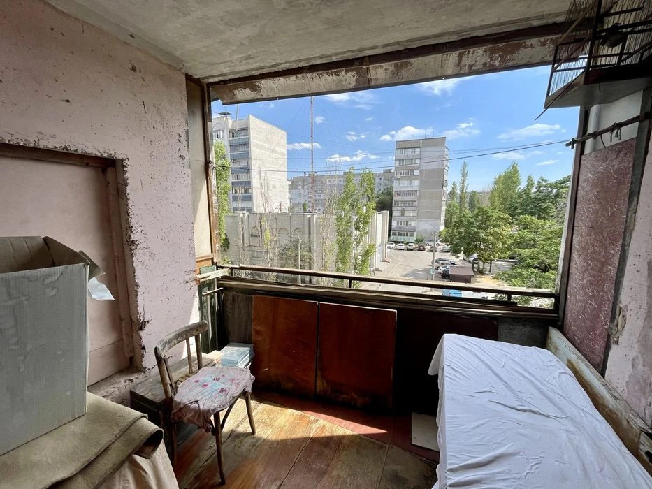 Продам трикімнатну квартиру на Намиві! Кухня 8,5 м
