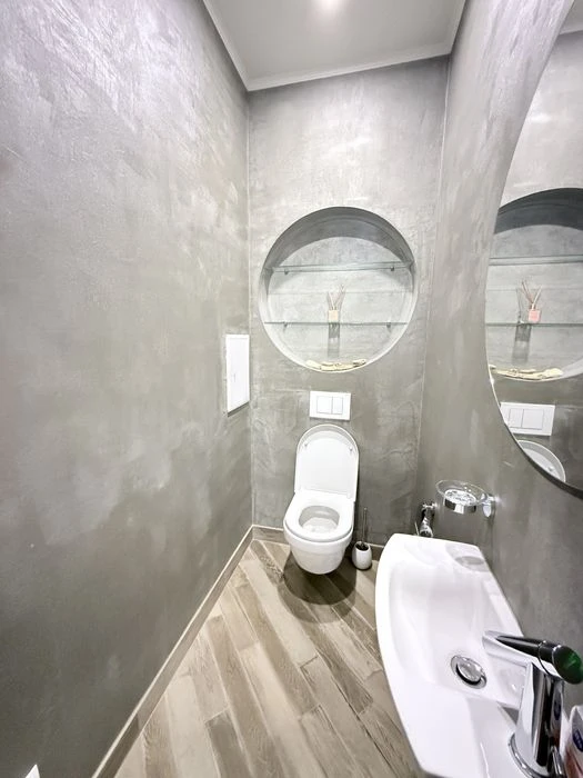 For rent at 9 Zhemchuzhina on French boulevard Dvukhkomnatnaya 100