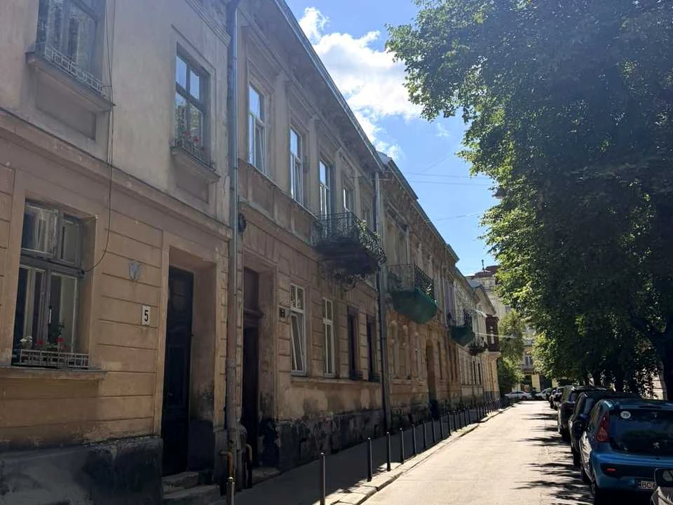 Квартира. Львів, Юліана Романчука вул.