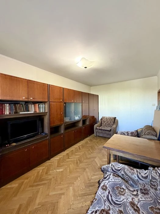Продам 3к квартиру , Доброхотова,1 , 72 кв, Житомирська,Акад