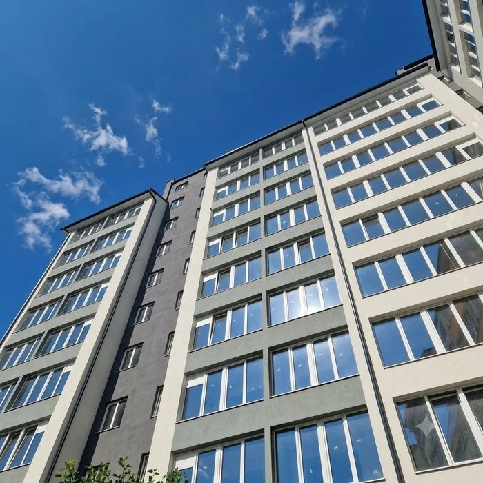 Двокімнатна  квартира  з гардеробною  на зручному 3 поверсі