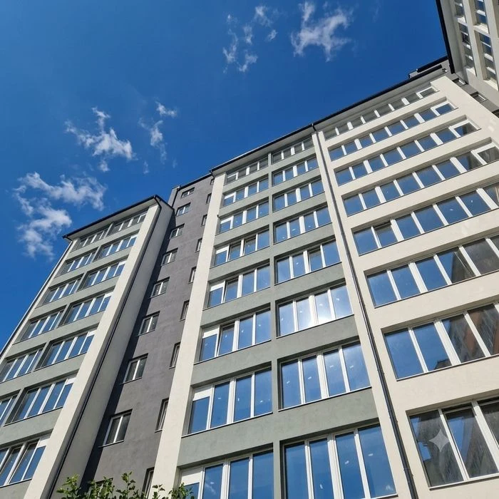 Двокімнатна  квартира  з гардеробною  на зручному 3 поверсі