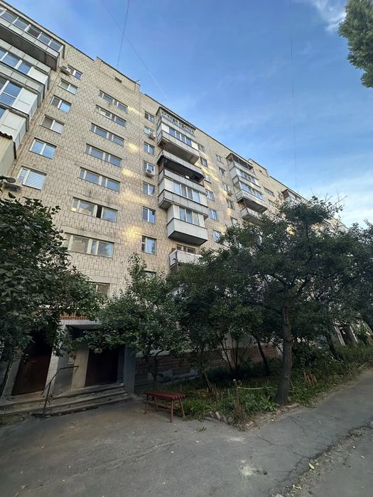 Продам! 2 комнатную квартиру на Клочковской