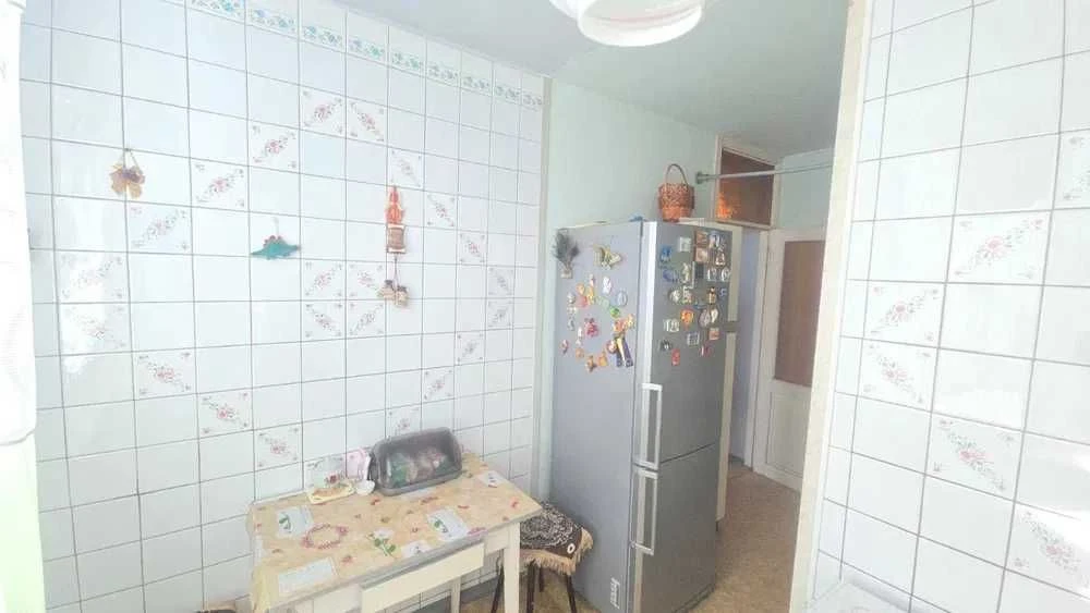Продам 2 комн квартиру 45 м2 Комфортный 4 эт из 9 ти рядом с
