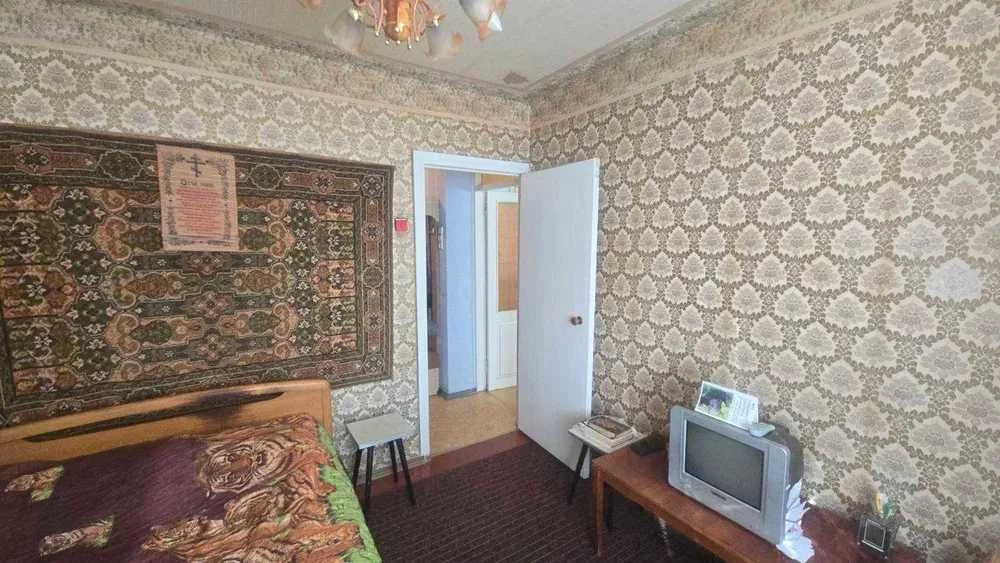 Продам 2 комн квартиру 45 м2 Комфортный 4 эт из 9 ти рядом с