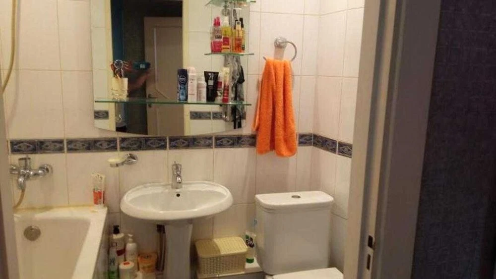 Продам 2 ком. квартиру в жилом состоянии. На ХТЗ