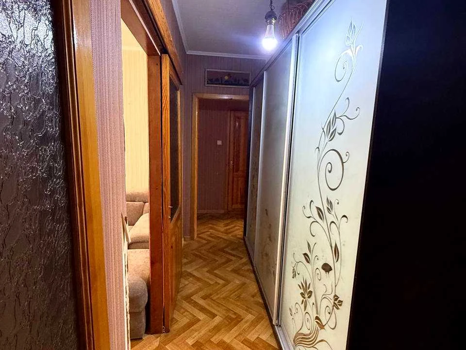 Квартира. Дніпро, Героїв просп.