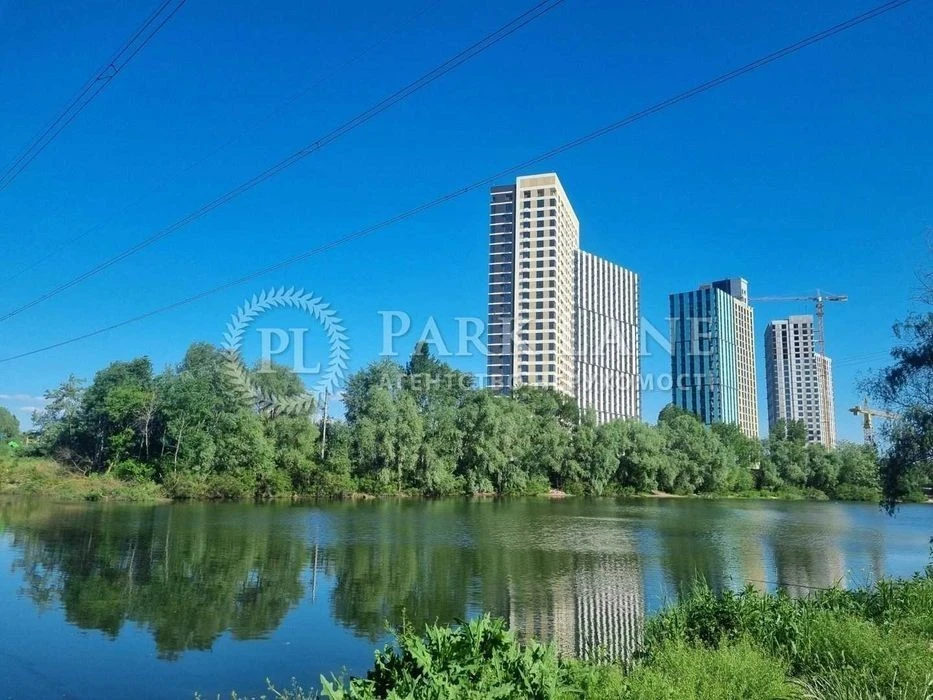 For sale 1 room view of the lake Grigorenka Petra avenue 46 H2O residential complex