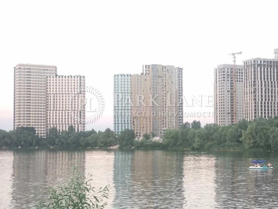 For sale 1 room view of the lake Grigorenka Petra avenue 46 H2O residential complex