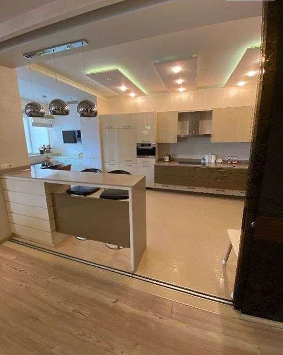 Продажа квартиры в переулке Каркашадзе. 1V33