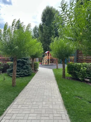 Продам 2к квартиру студию начало пр.Слобожанский Правда Воро