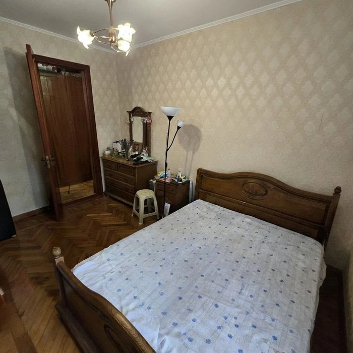 Продаю 2 кімнатну  квартиру Проспект Богоявленський  автоном