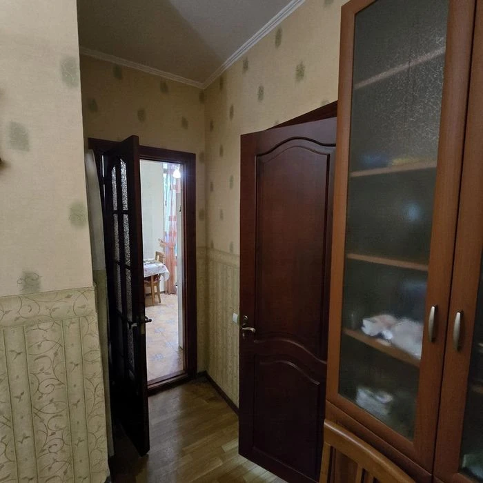 Продаю 2 кімнатну  квартиру Проспект Богоявленський  автоном