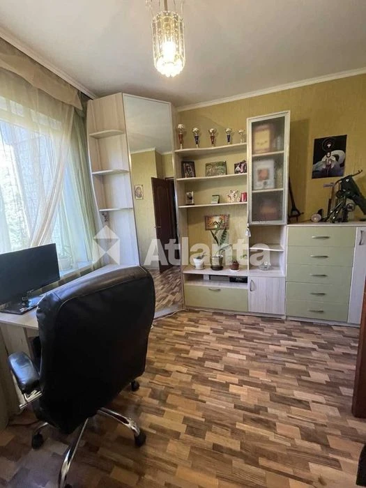 3 х комнатная квартира Королева/ ОБЛГАИ / ТАИРОВА.