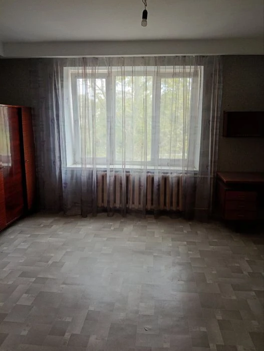 Продаю 2 к.крупногабаритну кв. вул.Нікольська- Фалеєвська, м