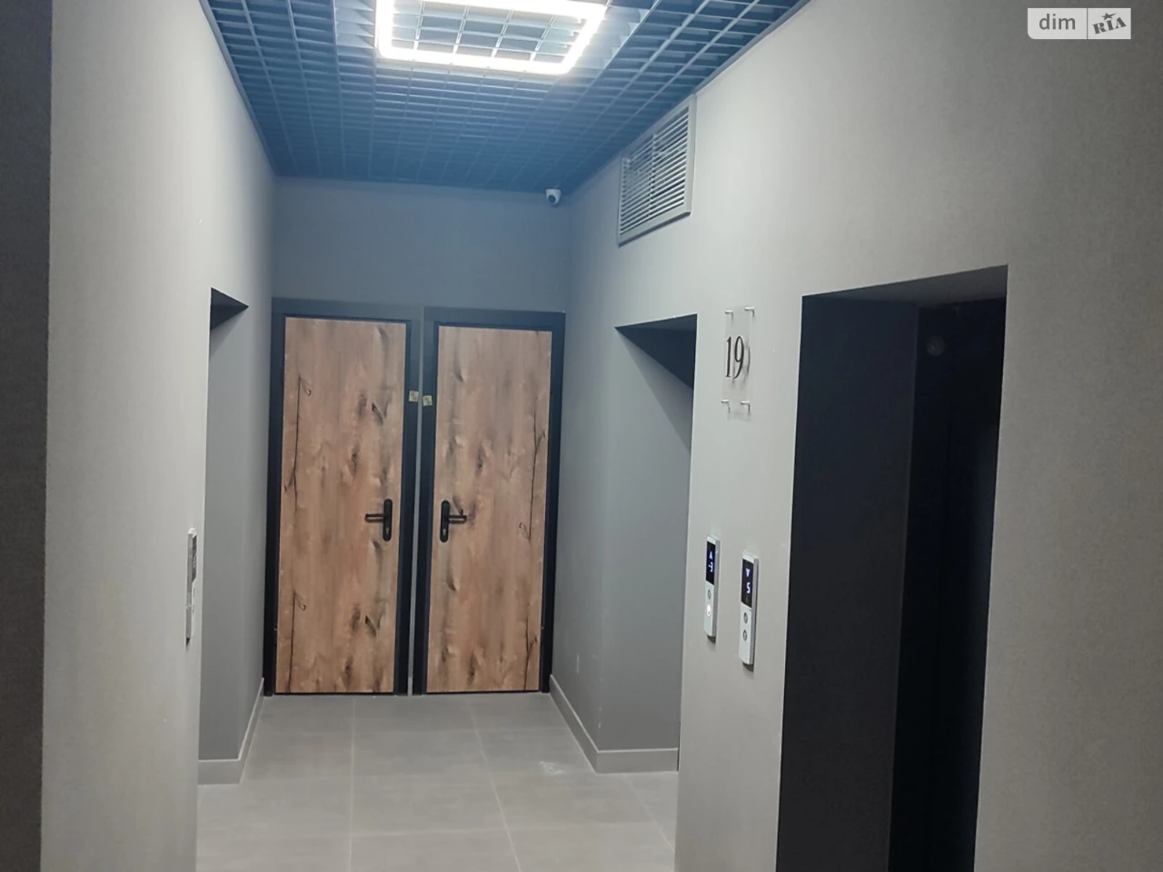 Продажа квартиры Золотой Берег.