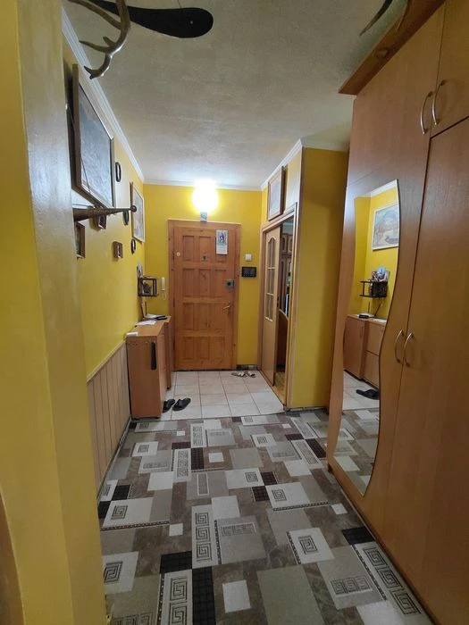 Продається 3-кімнатна квартира в м. Ужгород по вул. Легоцько