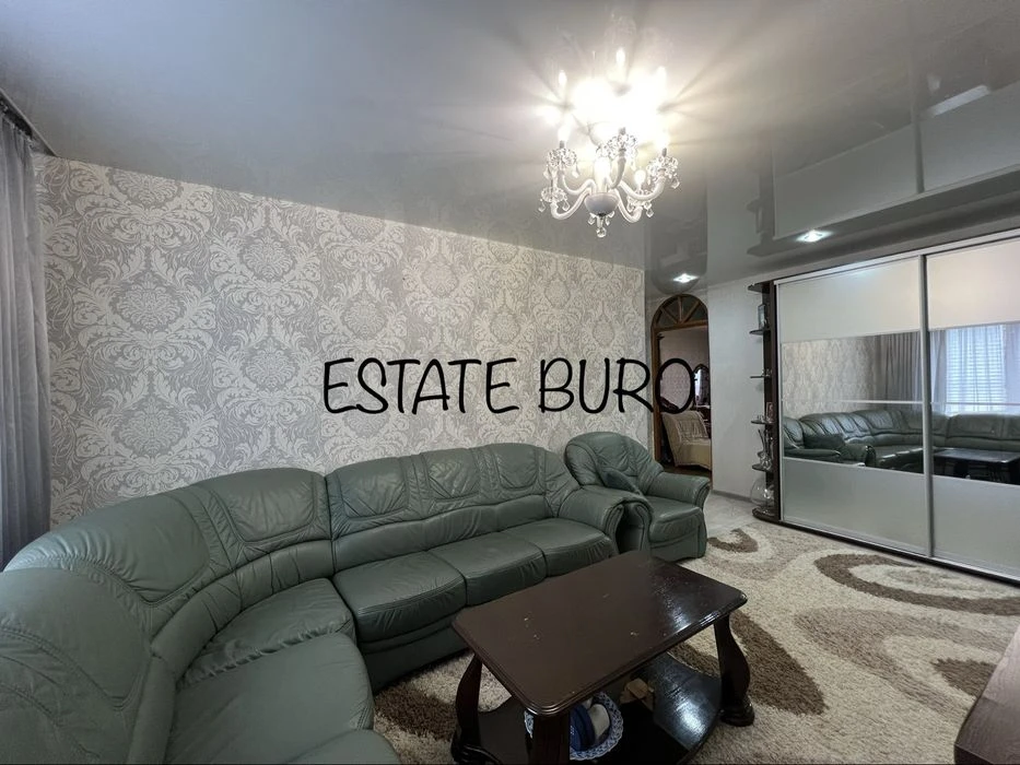 Продам 3 к. квартиру 67м2! 2 этаж /12 Полная комплектация! М