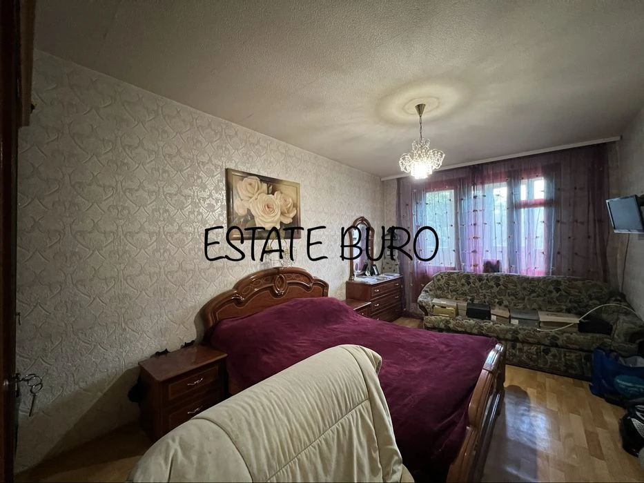 Продам 3 к. квартиру 67м2! 2 этаж /12 Полная комплектация! М