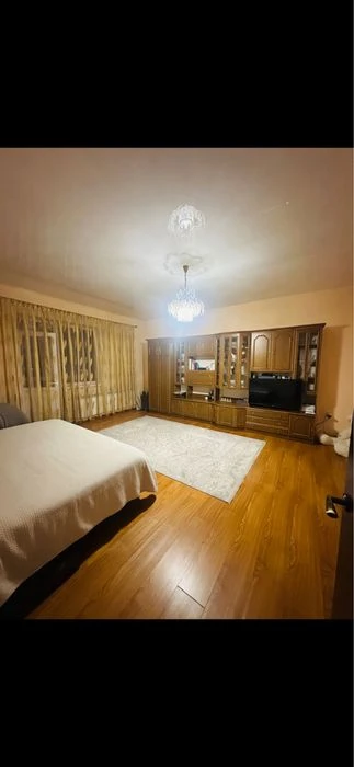 Простора 2-к квартира 81.7 м² з індивідуальним опаленням!Пор