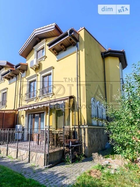 Продаж 3 поверхового таунхауса з ділянкою на 3 сотки, 197 кв