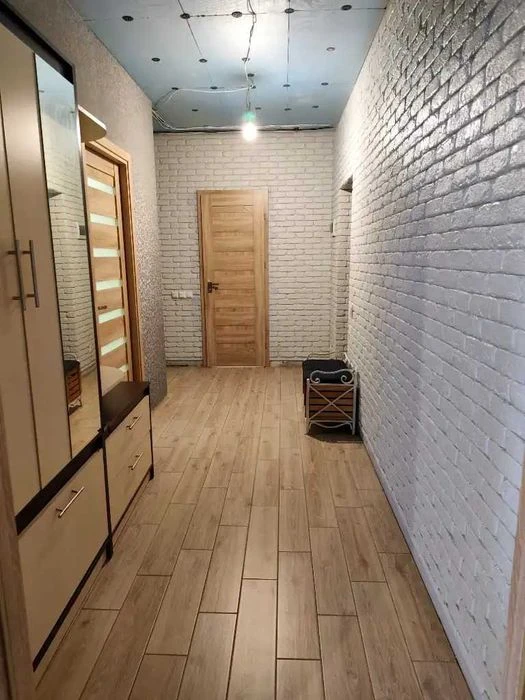 Продам видову 2к квартиру в ЖК Щасливий, Запоріжське шосе